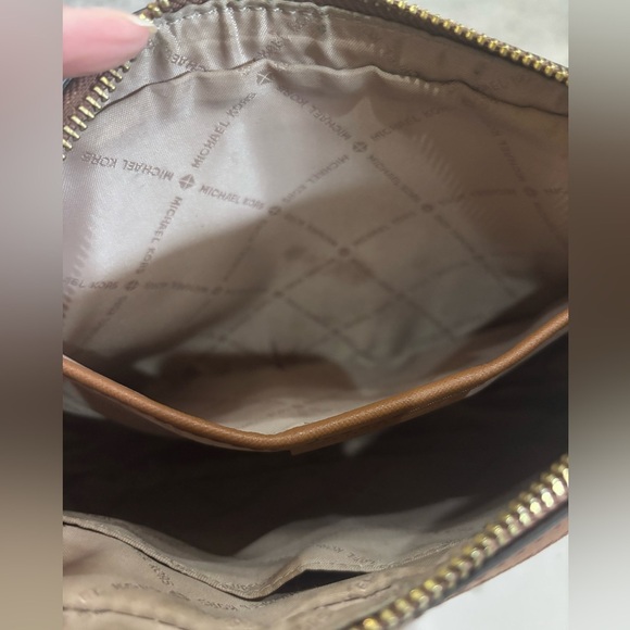 Michael Kors Brown Jet Set Large Printed Logo Crossbody Bag - Picture 10 of 16